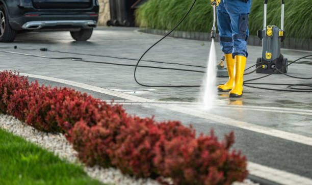 Professional Pressure Washing Services in Douglass, KS